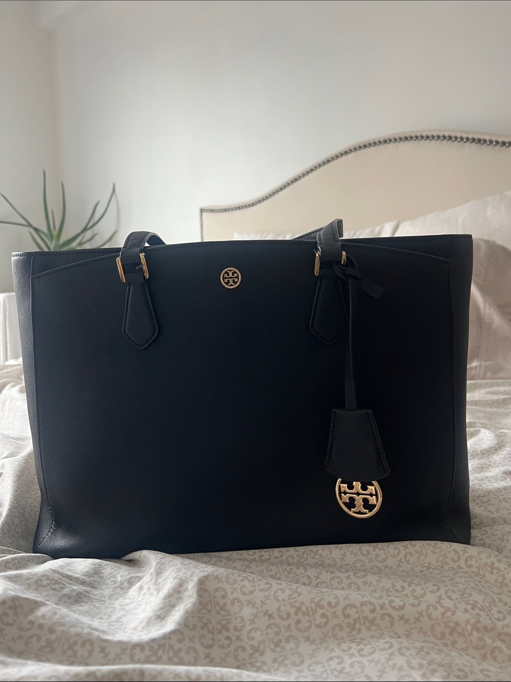 Tory Burch Robinson Saffiano leather tote